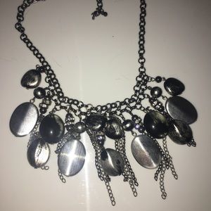 BLACK LAYERED NECKLACE